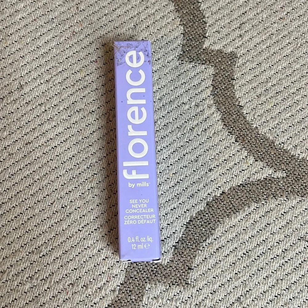 Florence by mills See you never concealer, M095
